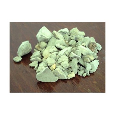 Argile verte naturelle en morceaux